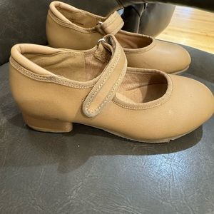 Tap shoes size 12 lot with leotard and 2 pairs of ballerina shoes